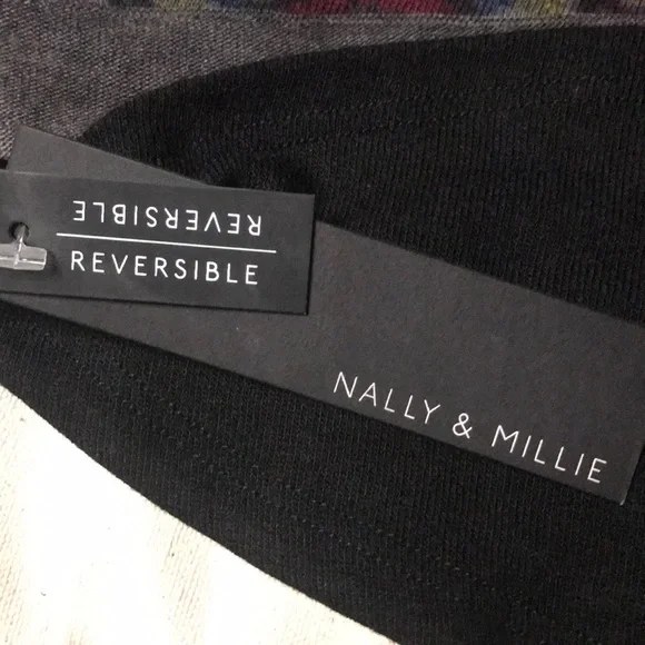 ❤️ 5/$15 Nally & Millie Reversible Skirt XS - Picture 3 of 8